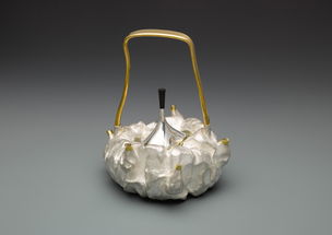 清华大学美术学院工艺原料的传承与创新